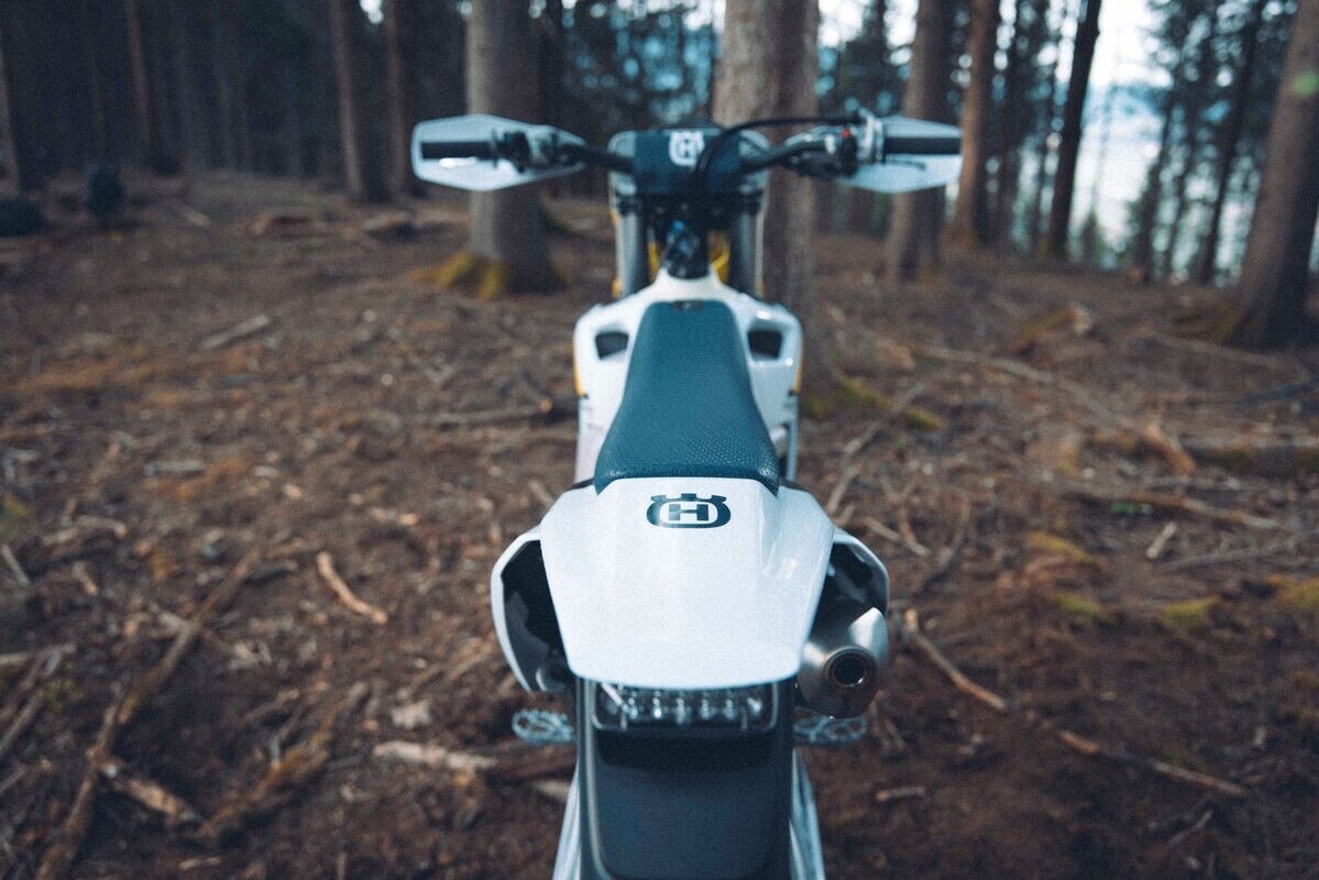 Test Husqvarna TE 125 MY25: bentornata!